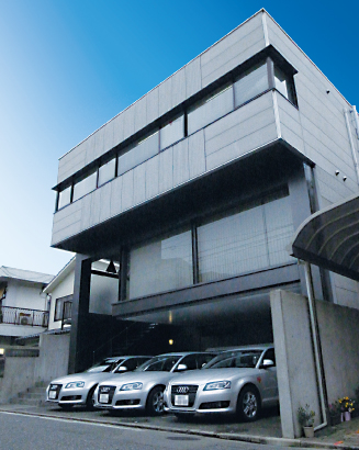 社屋外観